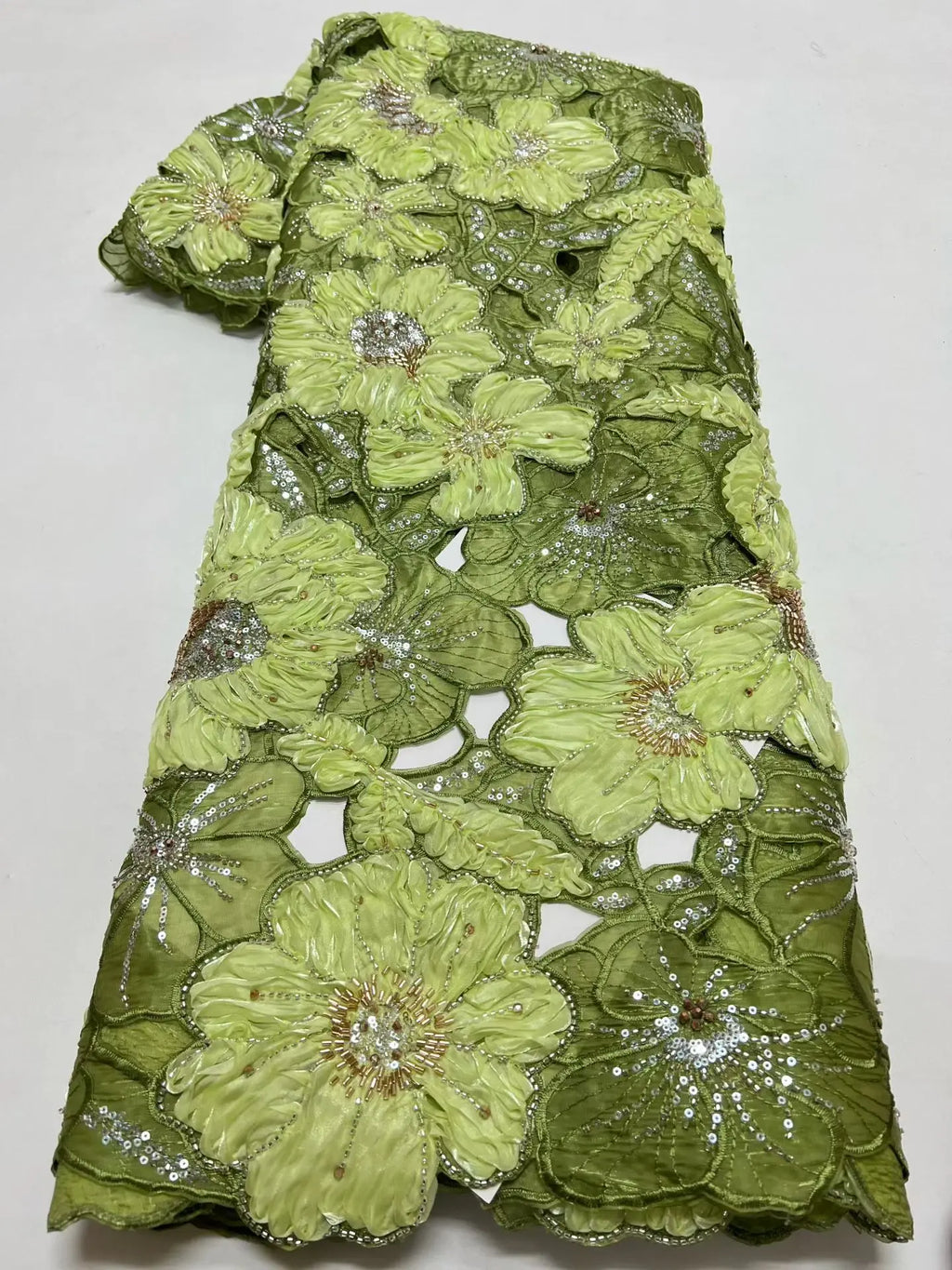 African Heavy Beaded Lace Fabric 2026 with High-Quality Sequins French Chiffon Wedding Style Material for Nigerian Women Sewing