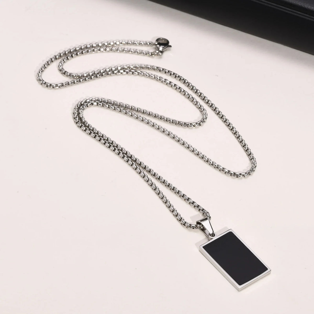 Vnox Small Dogtags Pendant Necklaces for Men, Black Silver Color Stainless Steel Military Dog Tag with Box Chain Gift to Him