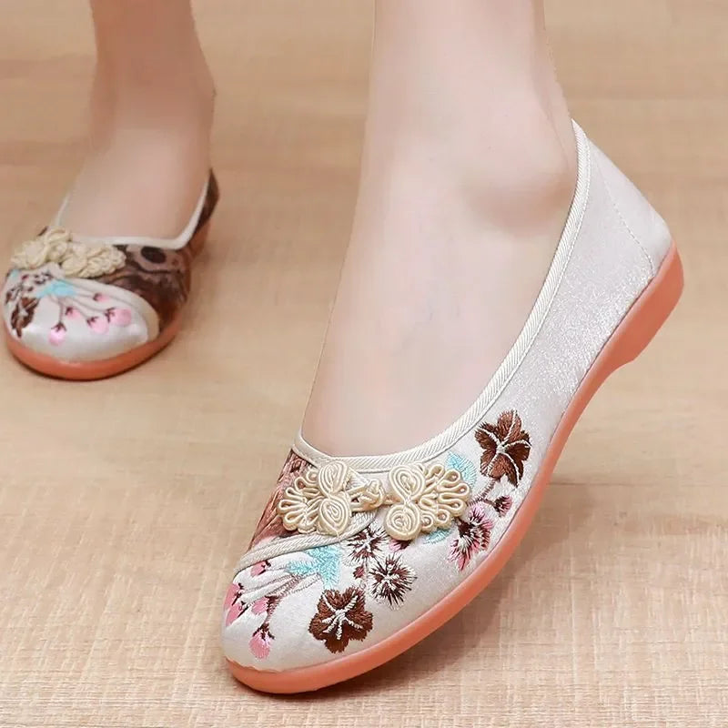 Sapatos Femininas Women Cute Sweet Wine Red Retro Traditional Anti Skid Slip on Loafers Lady Fashion Black Comfort Shoes E495