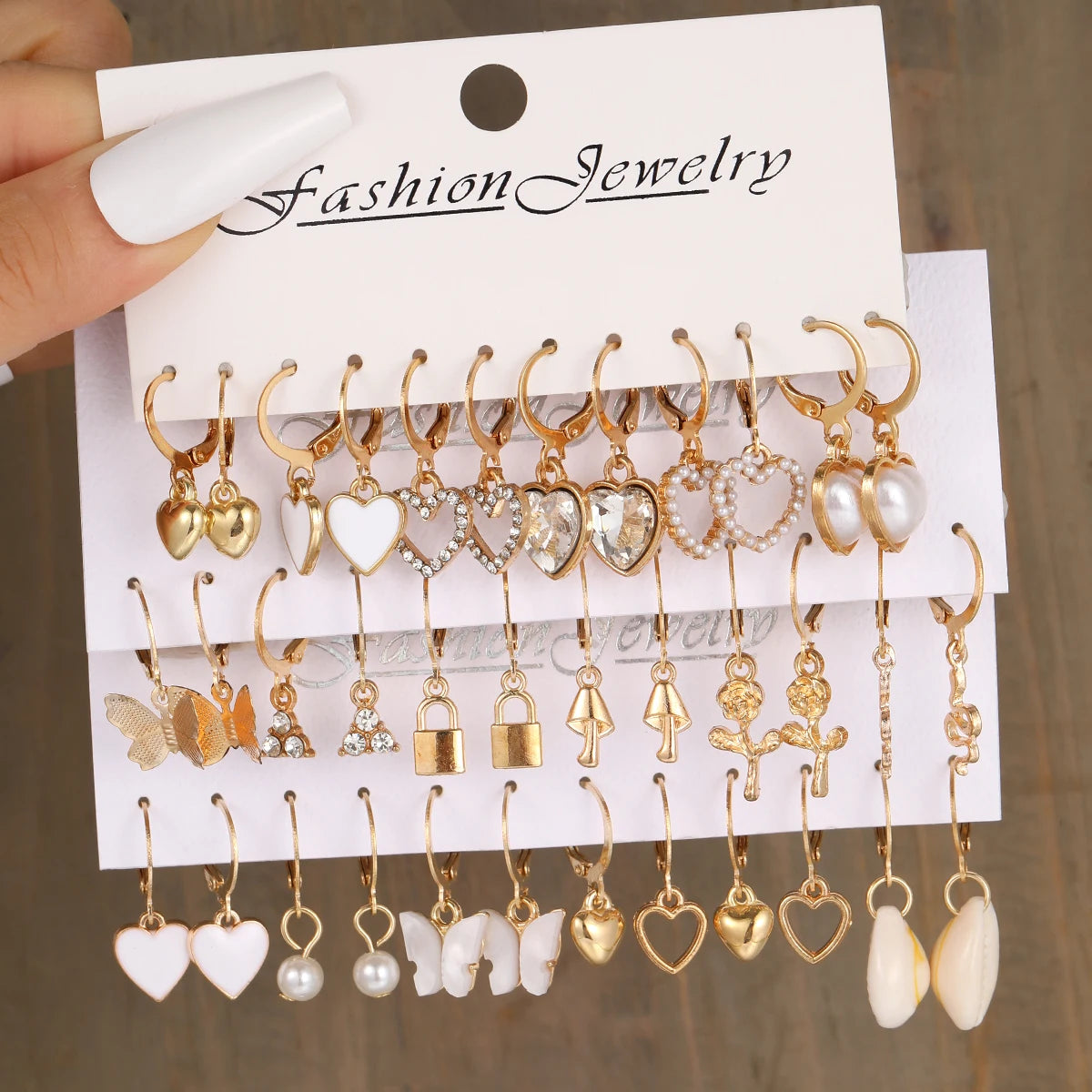 18 Pairs Of Lady Earrings Snake Butterfly Mushroom Lock Diamond-encrusted Zircon Pearl Love Earring Set