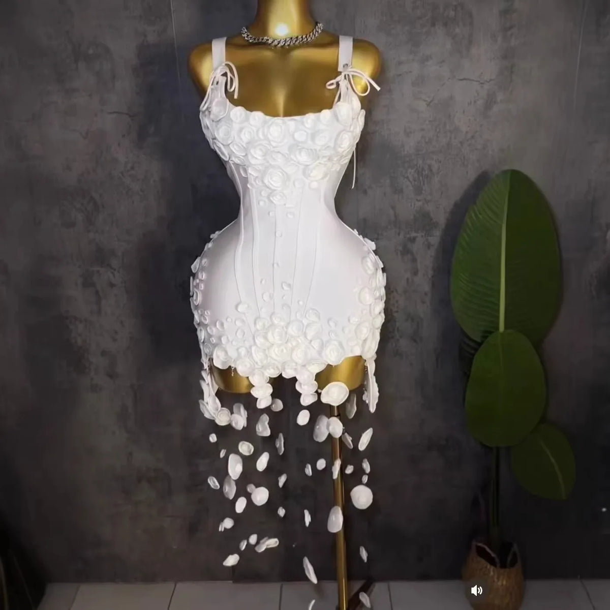 2026 New Bandage Women's Sexy Tube Top Sleeveless Flower Waist Elegant Temperament Bandage Dress