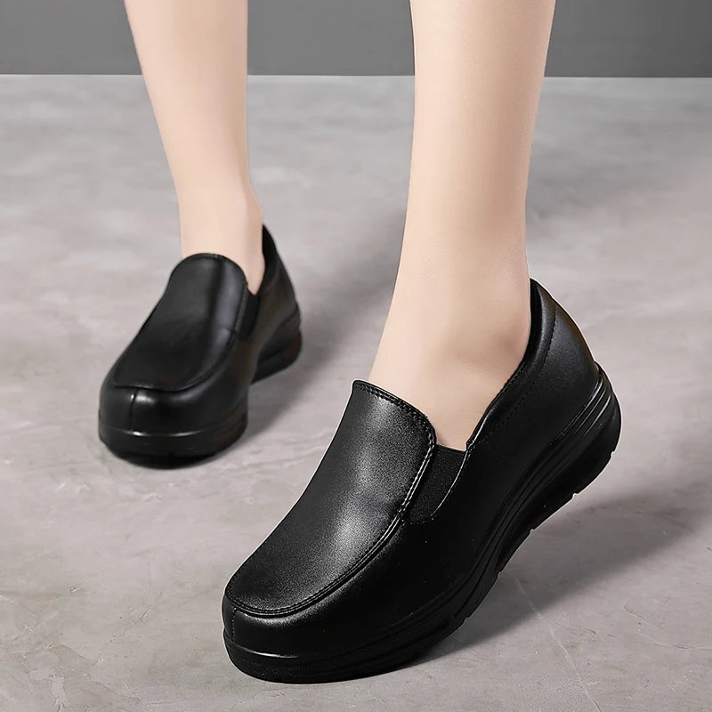 New Nurse Shoes for Women, Soft Sole, Breathable, Long-Term Standing Without Tiring Feet, Non-Slip, Small White Flat Sole, Speci