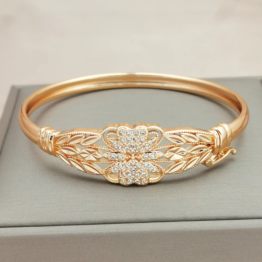 1Pcs Women's Gold Plated Flower Zircon Bangle, Hollow Filigree Design, Elegant Statement Bracelet for Daily Wear
