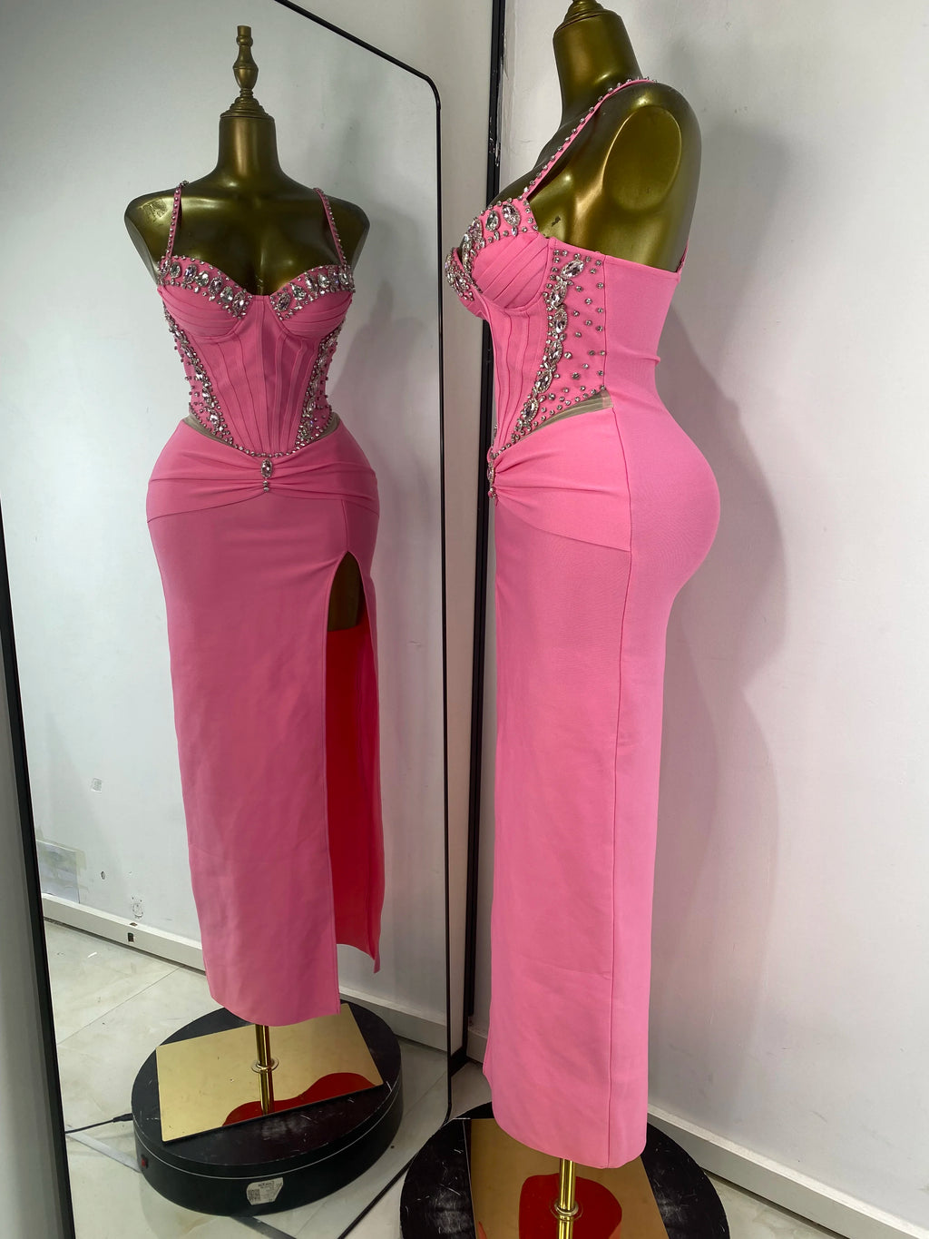 Women Luxury Pink Bandage Dress Spaghetti Strap V Neck Crystale Pleated Open Leg Long Birthday Celebrity Evening Party Dresses