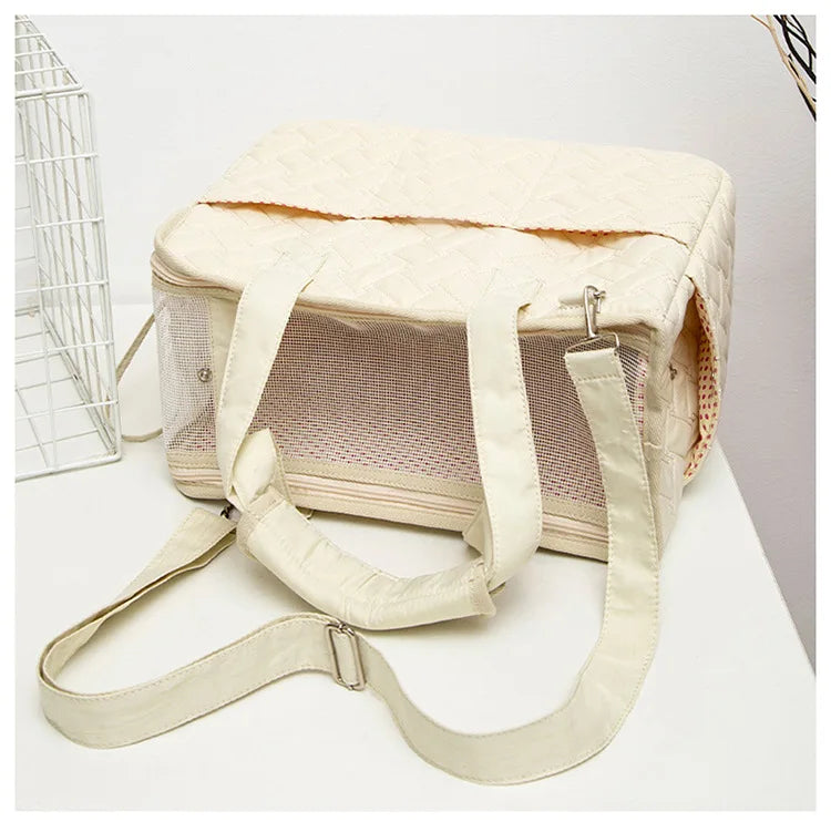 Pet Carrier Bag for Travel Portable, Breathable Car Pet Bag for Small Dogs and Cats, Handheld Travel Pet Bag for 6.5Kg