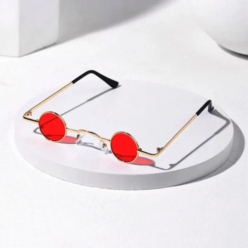 Vintage Rock Punk Man Sunglasses Classic Small Round Sunglasses Women Wide Bridge Metal Frame Black Lens Driving Eyewear