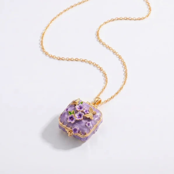 Fairy Tale Gingerbread House Necklace Open and Close Pendant Necklace Women Girls Enamel House Girl Necklace Jewelry Accessory