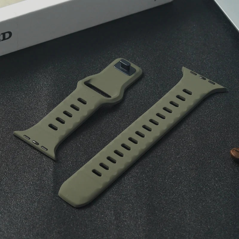 Sport Band For Apple Watch Ultra 9 8 7 6 SE 5 Soft Silicone Lightweight Bracelet Strap For iWatch 38MM 40MM 42MM 44MM 45MM 49MM