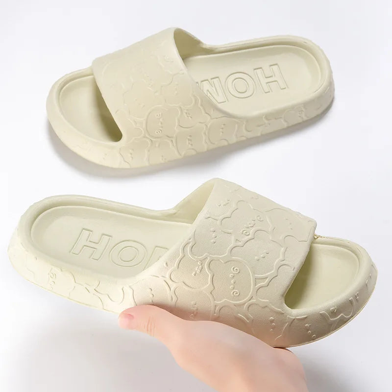 Cute Home Slippers Cloud Woman Bear Summer Beach Slides Indoor Soft Sole Non Slip Eva Sandals Men Male Flip Flops Shower Shoes