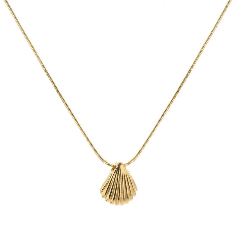 Stainless Steel Temperament Gold Color Sea Shell Pendant Necklace for Women Personality Fashion Beach Jewelry Gift Colorfast