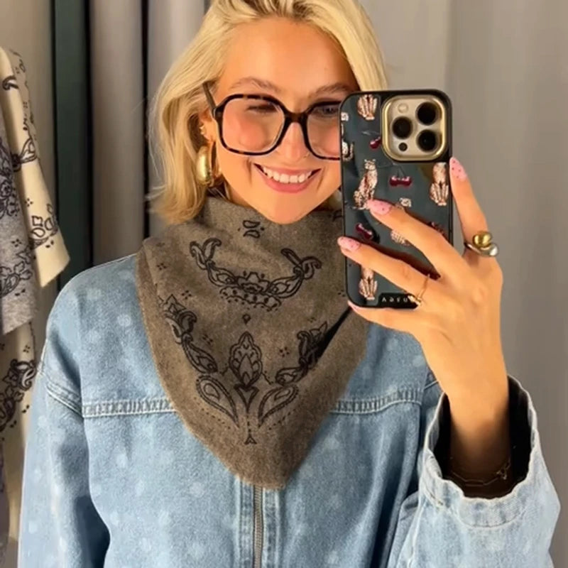 Vintage Printed Women's Square Scarf Elegant Autumn Winter Casual Tassel Spliced Shawl New Fashion Chic Scarves 2026