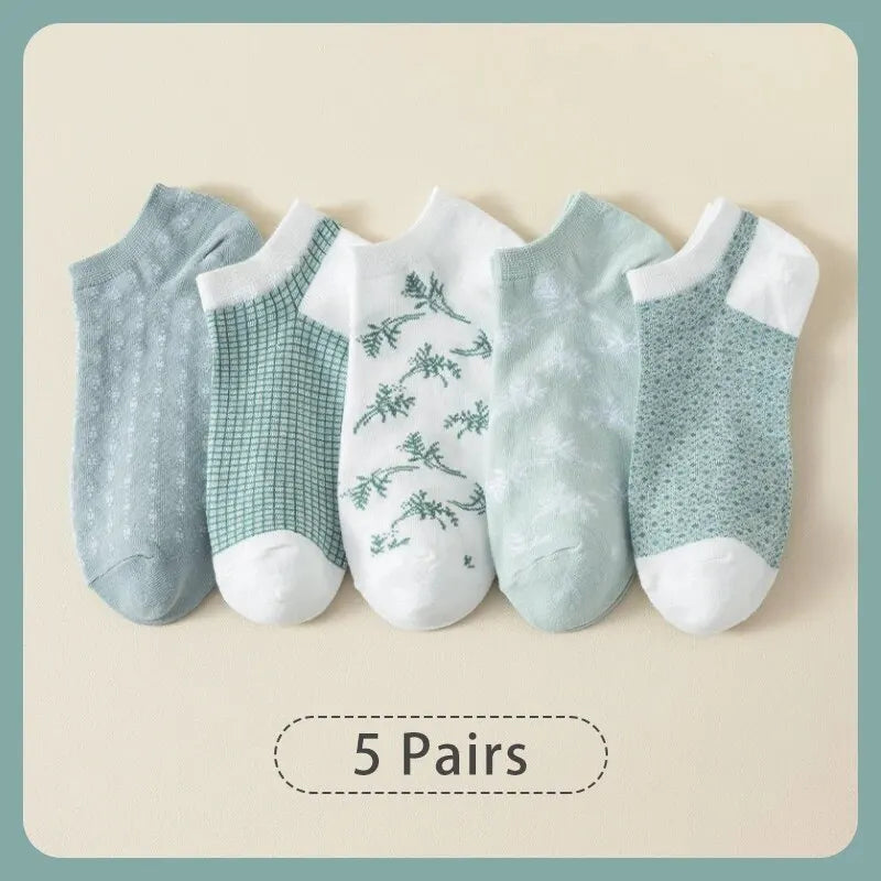 5 Pairs of Women's Spring and Summer Four Seasons One-size Fresh Plaid Sweet Fashion Trend Comfortable College Low-cut Socks