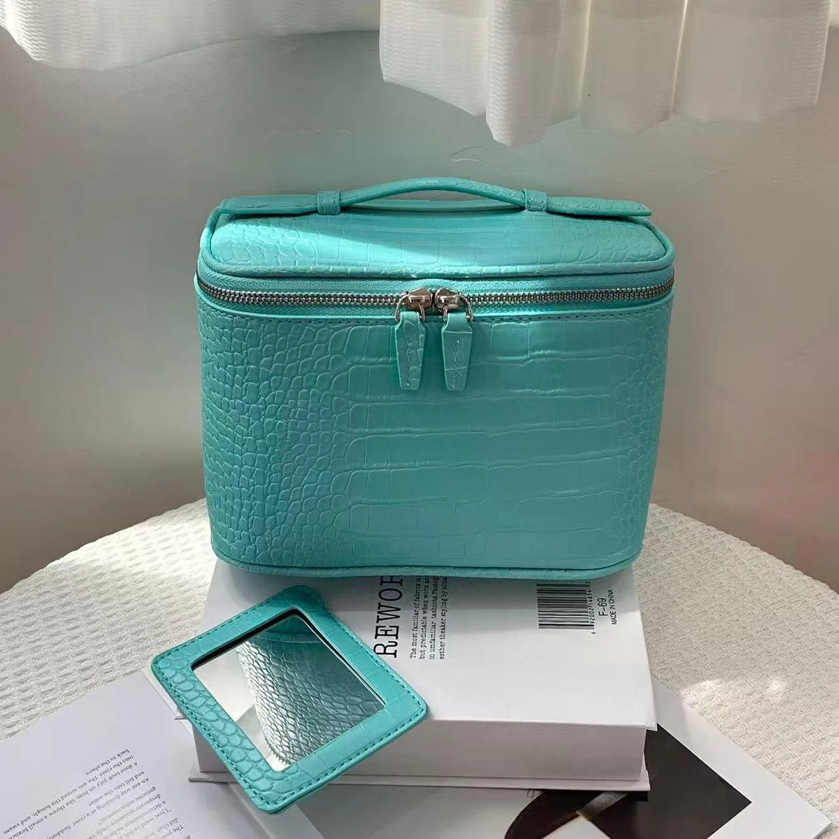 Custom Name Ladies Saffiano Split Leather Travel Toiletry Case Bag Portable Hanging Makeup Organizer Box Cosmetic Bag For Women