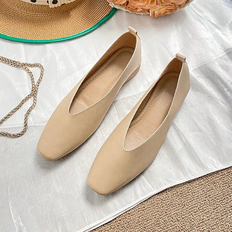 Woman Spring Casual Square Toe Low Soft Soled Lolita Flats Ballerina Red Female Elegant French Retro Buckle Mary Janes