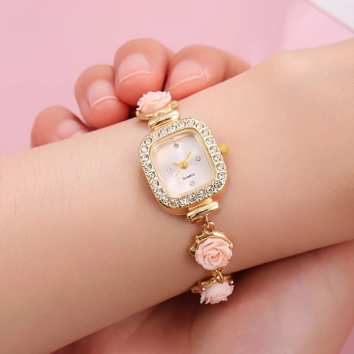 4PCS Elegant Flowers Women Watch Jewelry Set Fashion Rhinestone Square Ladies Quartz Wristwatches Accessories Gifts（Without Box）