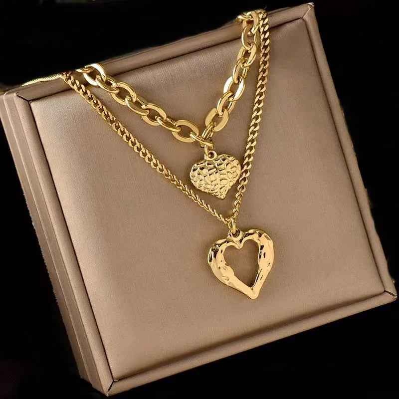 Delicate irregularly folded double love necklace, a high-end party accessory and high-quality gift.