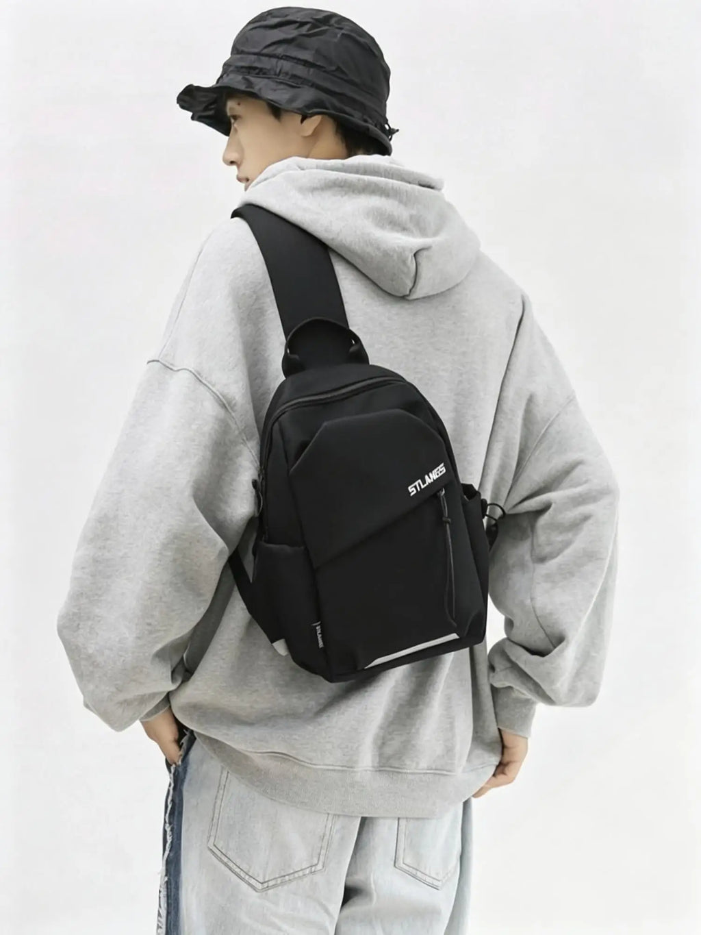 Unisex Sling Backpack Chest Bag Men Women Lightweight Crossbody Bag for Cycling Hiking Travel Tablet Sports Shoulder Bag
