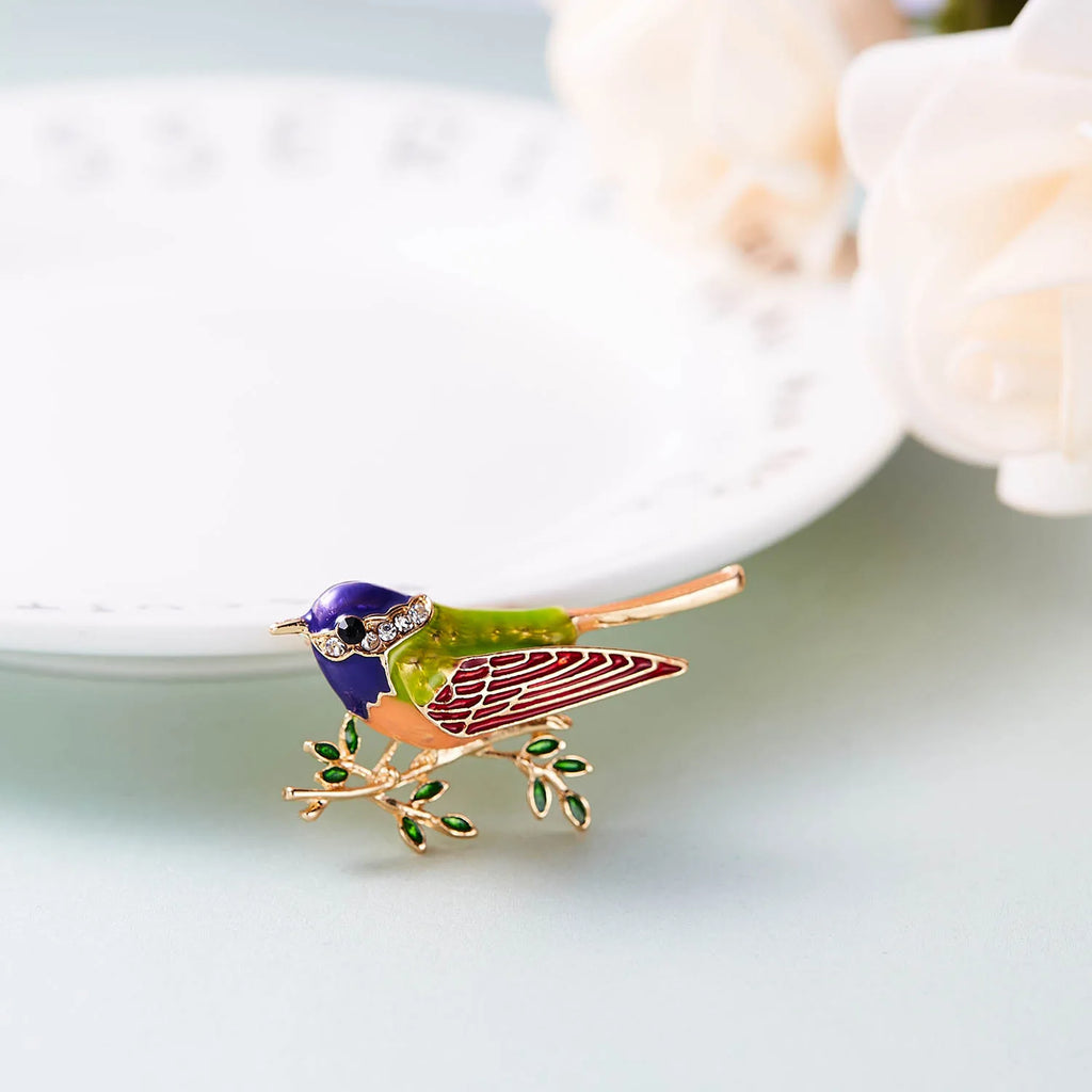 Lovely Birds Butterfly Bee Brooch For Women Pearl Rhinestone Trendy Animal Jewelry Coat Dress Lapel Pins Wedding Party Gifts