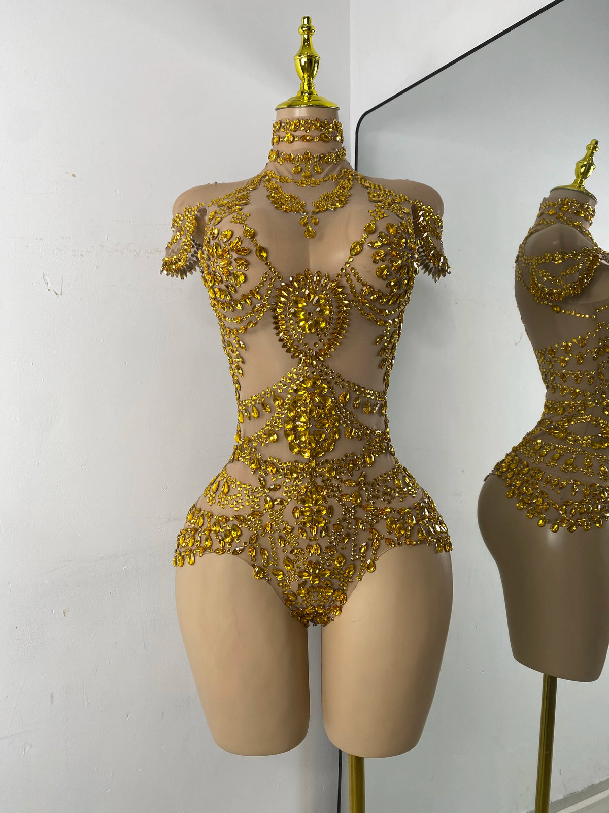 Hot Sale Sparkly Rhinestonnes Mesh Transparent Bodysuit Sexy Women Performance Nightclub Stage Outfit Luxury Festival Costume
