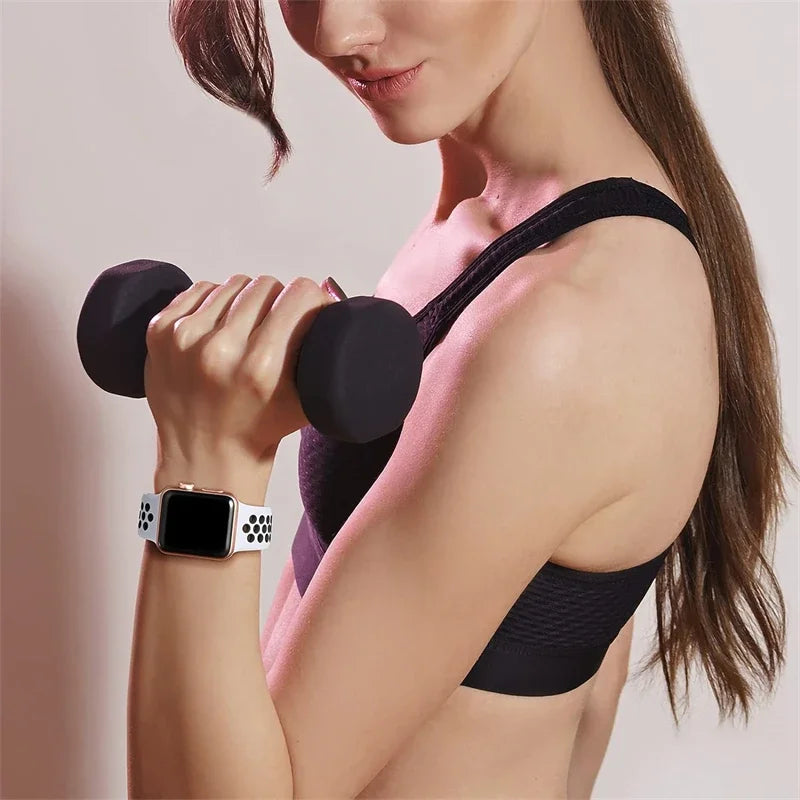 Silicone Strap For Apple Watch 44mm 45mm 40mm 41mm 38 42mm sports Rubber Breathable Band iwatch series 10 9 8 SE 7 6 Ultra 49mm