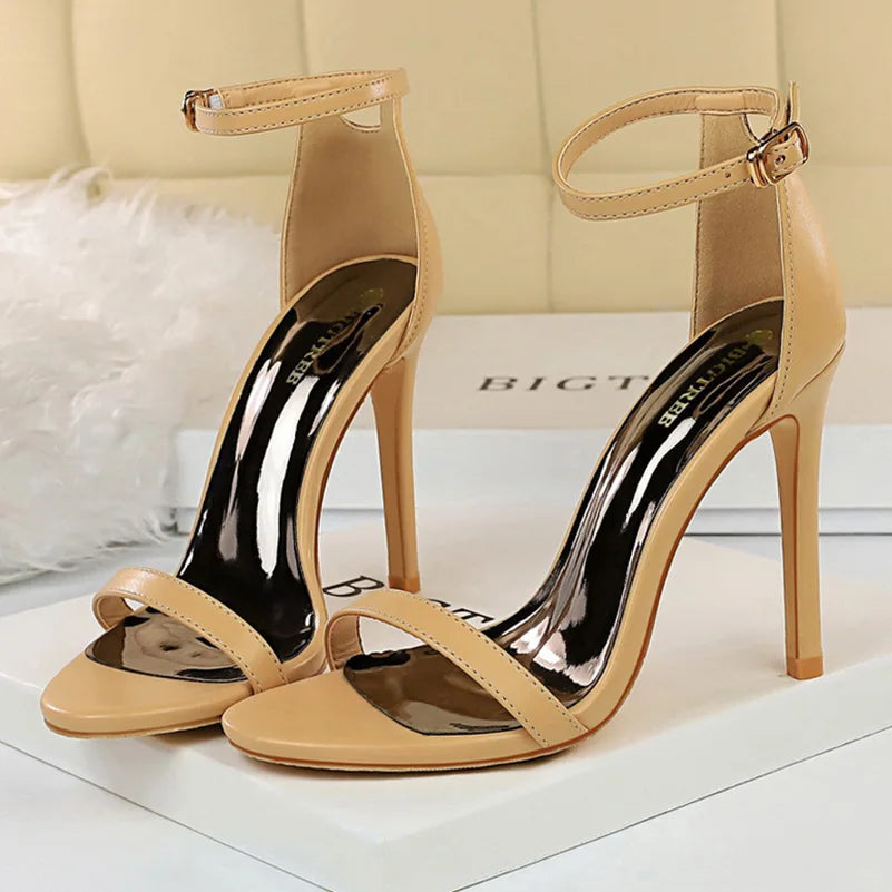 Summer Women 10cm High Heels Fetish Leather Sandals Lady Gladiator Strap Stripper Sandles Yellow Platform Nightclub Party Shoes