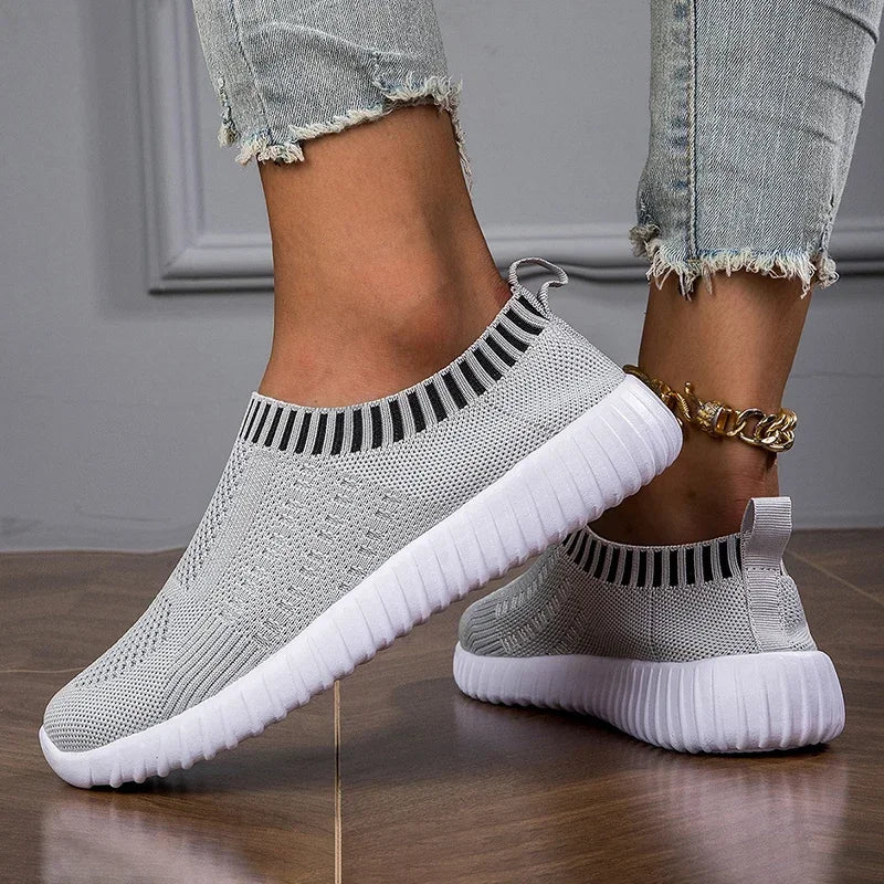 Shoes for Women Casual Flats Shoes Fashion Breathable Walking Mesh Flat Shoes Sneakers Women Gym Tenis Shoes Female Footwear
