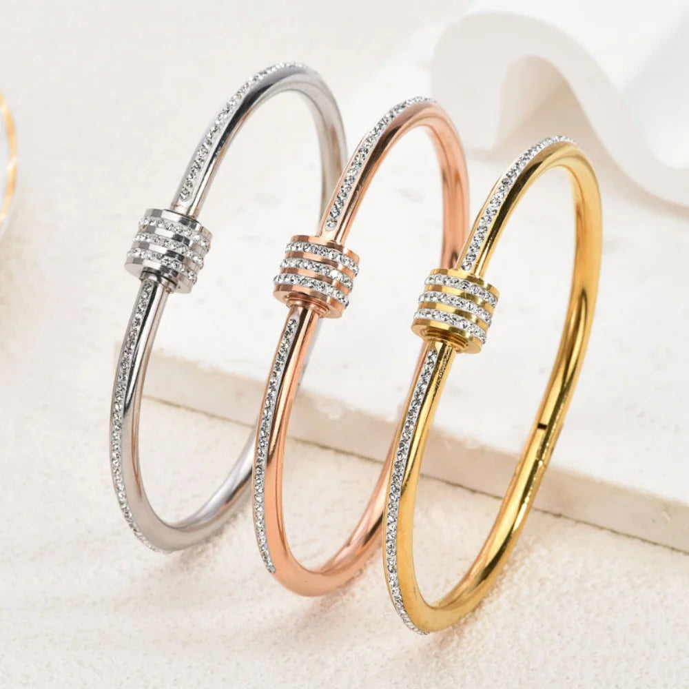 1Pc Rotatable Lucky Cuff Bangle, Full Rhinestone Open Bracelet, Ideal for Daily Wear & Gift